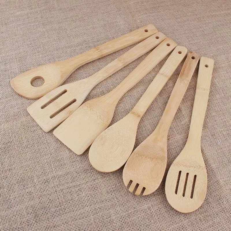 Bamboo and Wood Kitchen Tableware Essentials